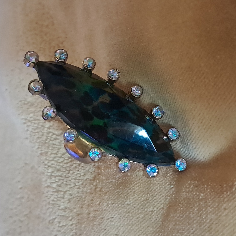 Betsy Johnson cocktail ring